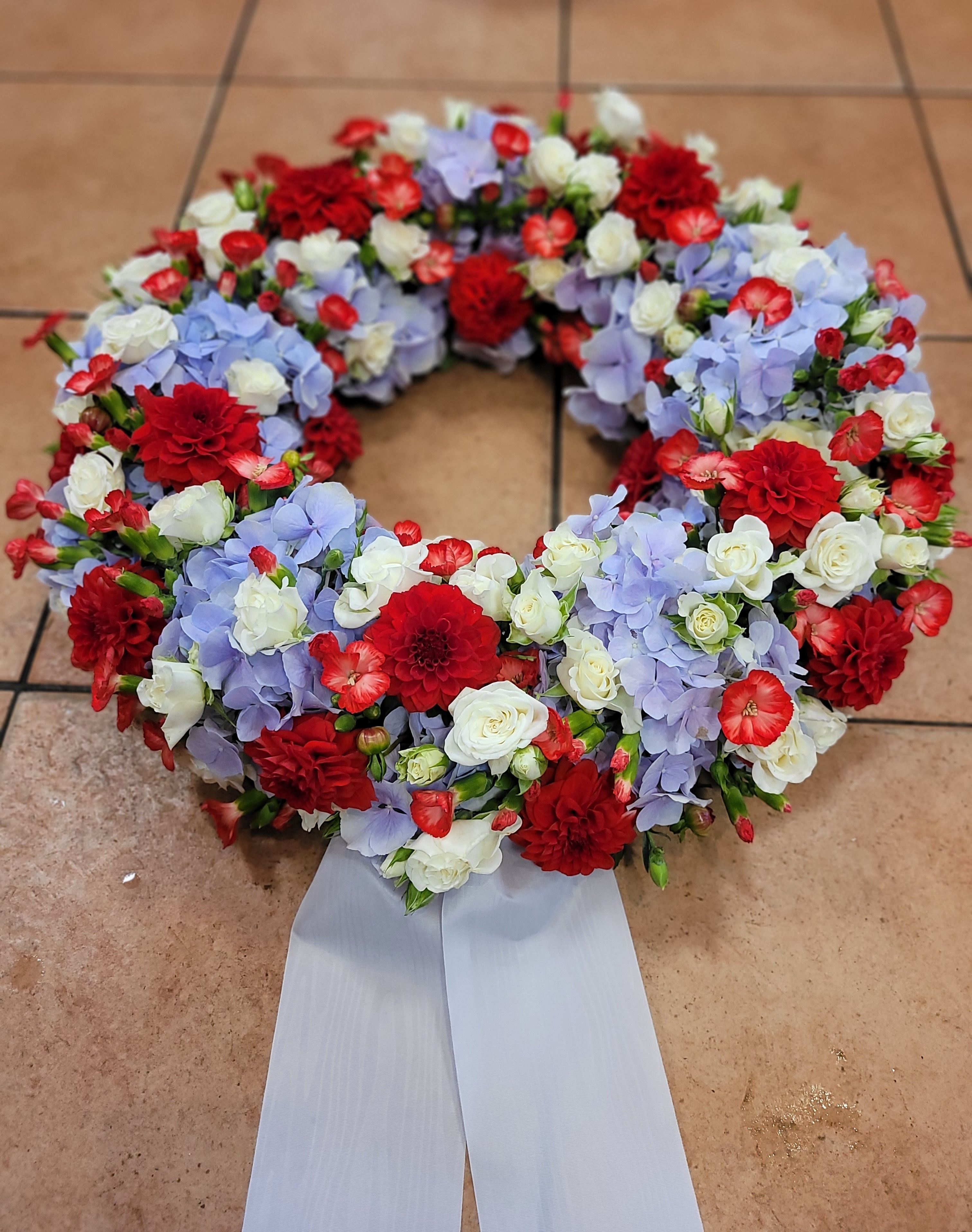 Blütenkranz Trauerfloristik